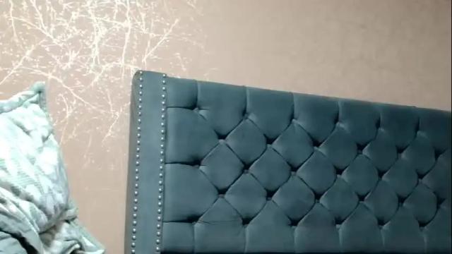 Image 2 of anne_julienne Stream on Chaturbate on 24 days ago