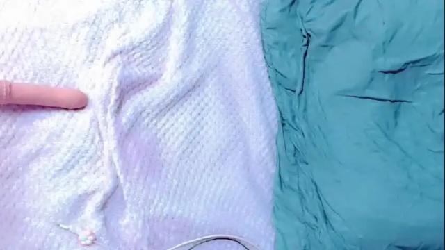 Image 3 of anne_julienne Stream on Chaturbate on 25 days ago