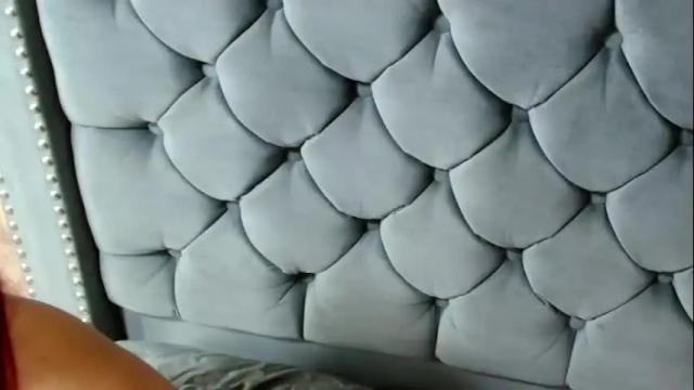 Image 12 of anne_julienne Stream on Chaturbate on 10 days ago