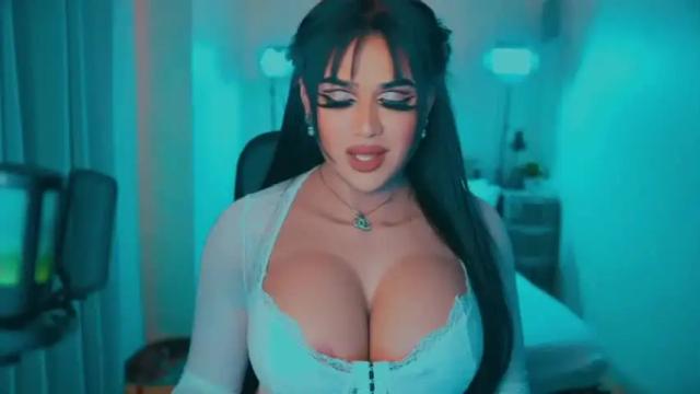 Image 6 of annecalifornia Stream on Chaturbate on 13 months ago