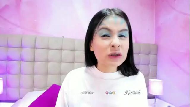 Image 2 of annedixie Stream on Chaturbate on 10 days ago