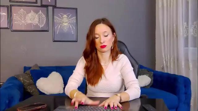 Image 3 of annehove Stream on Chaturbate on 1 month ago