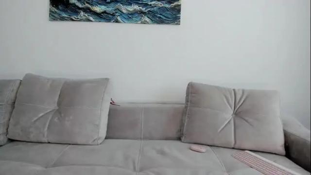 Image 2 of annemonalo Stream on Chaturbate on 1 month ago