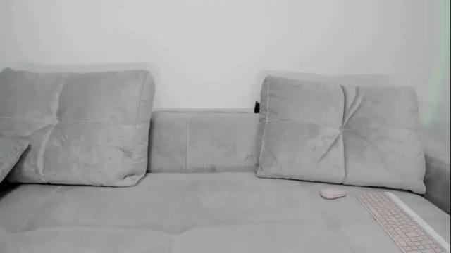 Image 11 of annemonalo Stream on Chaturbate on 17 days ago