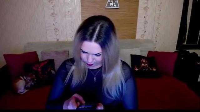 Image 10 of annessixreign Stream on Chaturbate on 12 days ago