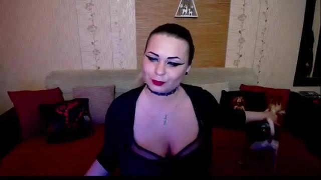 Image 2 of annessixreign Stream on Chaturbate on 7 months ago