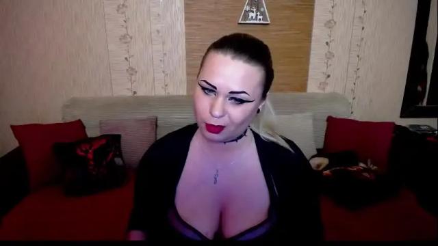 Image 8 of annessixreign Stream on Chaturbate on 7 months ago