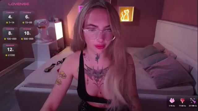 Image 10 of annetenet Stream on Chaturbate on 1 month ago
