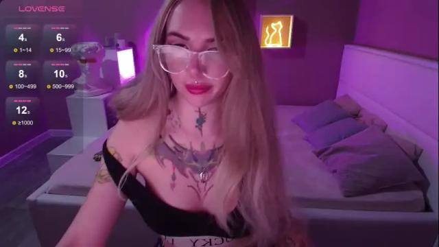 Image 8 of annetenet Stream on Chaturbate on 1 month ago