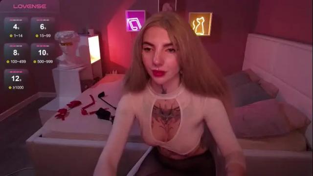 Image 4 of annetenet Stream on Chaturbate on 1 month ago
