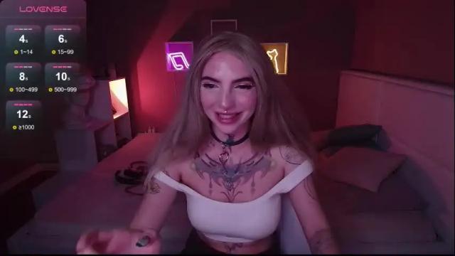Image 6 of annetenet Stream on Chaturbate on 23 days ago