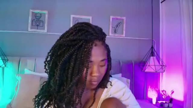 Image 10 of anneth__m Stream on Chaturbate on 22 days ago