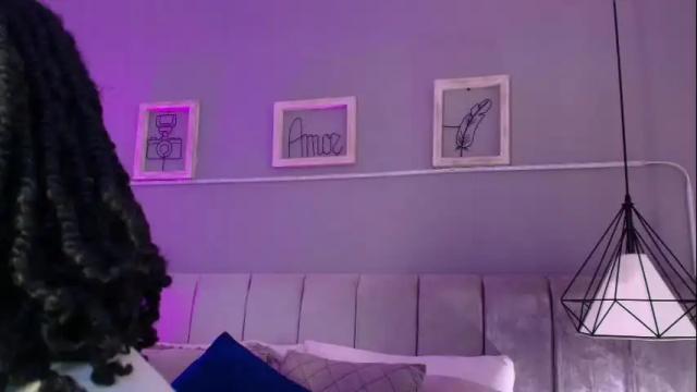 Image 2 of anneth__m Stream on Chaturbate on 19 days ago