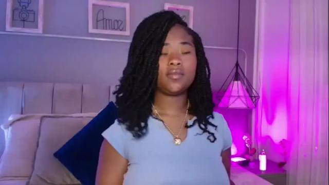 Image 7 of anneth__m Stream on Chaturbate on 14 days ago