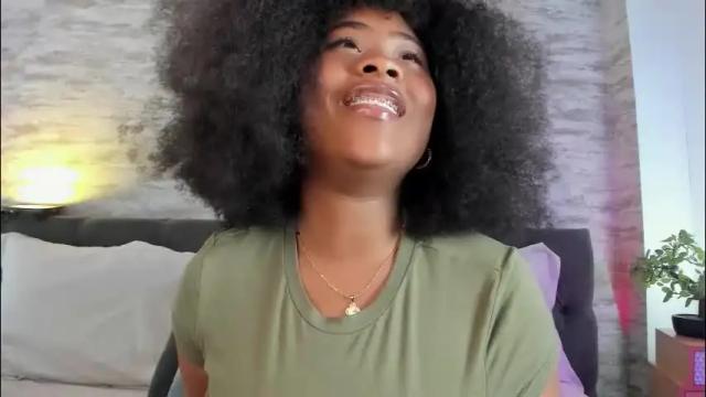 Image 12 of anneth__m Stream on Chaturbate on 1 month ago