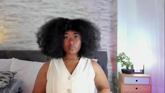 Image 6 of anneth__m Stream on Chaturbate on 1 month ago
