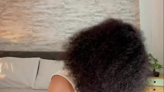 Image 4 of anneth__m Stream on Chaturbate on 26 days ago