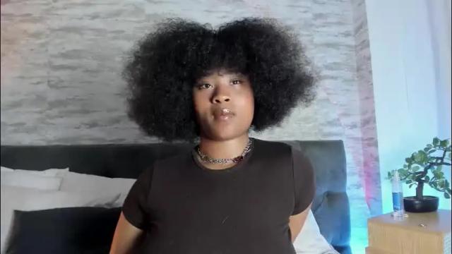 Image 10 of anneth__m Stream on Chaturbate on 2 days ago