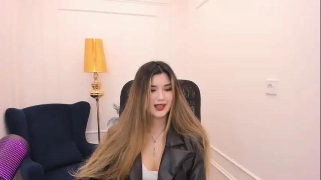 Image 8 of annetli Stream on Chaturbate on 1 month ago