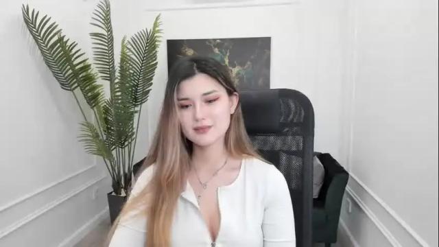 Image 10 of annetli Stream on Chaturbate on 17 days ago