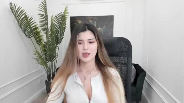 Image 11 of annetli Stream on Chaturbate on 17 days ago