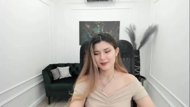 Image 7 of annetli Stream on Chaturbate on 15 days ago