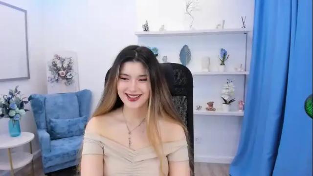 Image 4 of annetli Stream on Chaturbate on 2 days ago