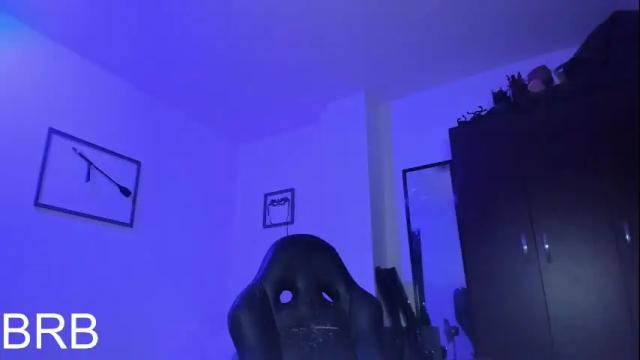 Image 12 of anngelademon Stream on Chaturbate on 17 days ago