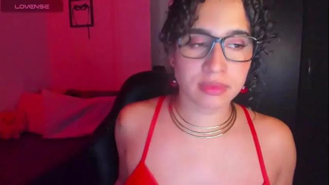 Image 6 of anngelademon Stream on Chaturbate on 6 days ago