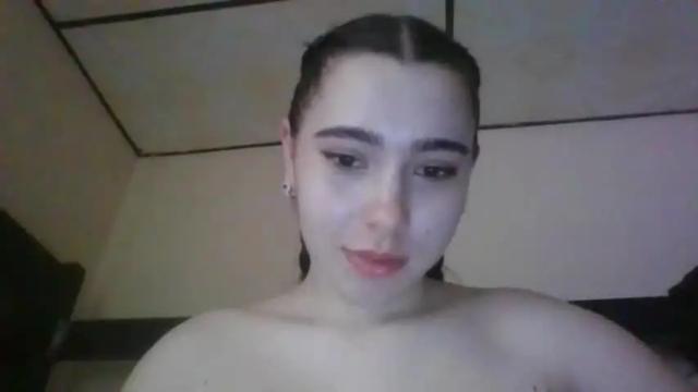 Image 2 of anni000 Stream on Chaturbate on 16 months ago