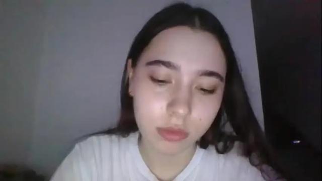 Image 2 of anni000 Stream on Chaturbate on 14 months ago