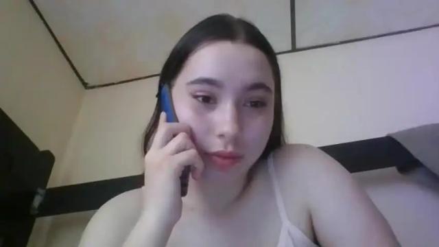 Image 3 of anni000 Stream on Chaturbate on 13 months ago