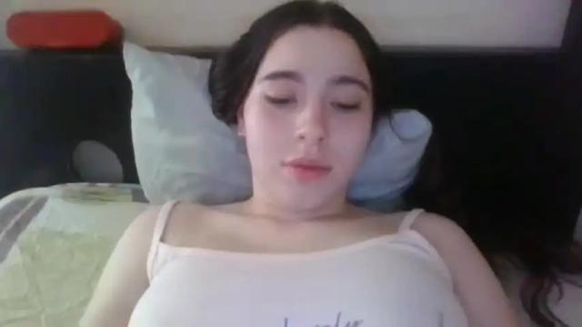 Image 7 of anni000 Stream on Chaturbate on 13 months ago