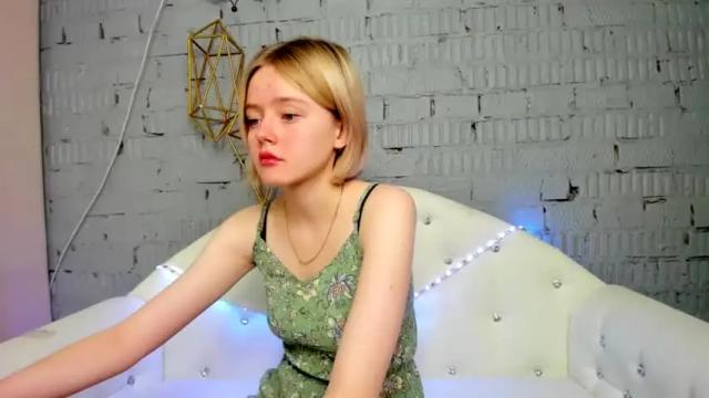 Thumbnail 1, anni_me's Stream at Chaturbate, 25 months ago