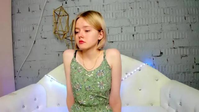 Image 10 of anni_me Stream on Chaturbate on 25 months ago