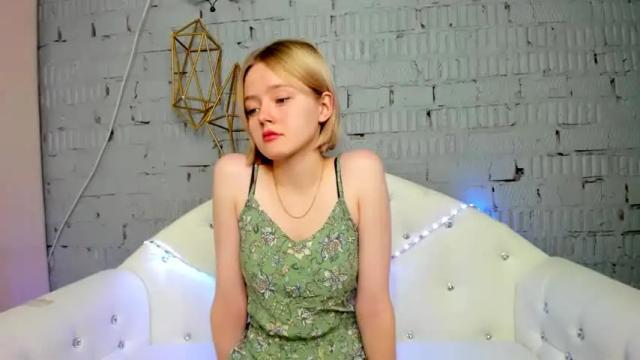 Image 12 of anni_me Stream on Chaturbate on 25 months ago