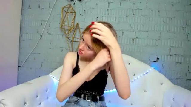 Image 11 of anni_me Stream on Chaturbate on 24 months ago