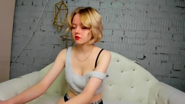 Image 4 of anni_me Stream on Chaturbate on 24 months ago