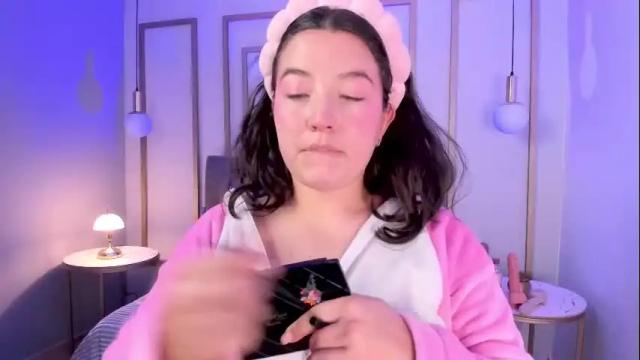 Image 3 of annia_paris Stream on Chaturbate on 21 days ago