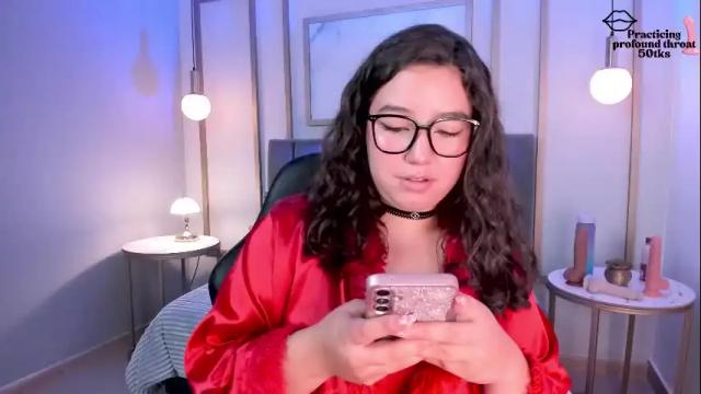 Image 3 of annia_paris Stream on Chaturbate on 20 days ago