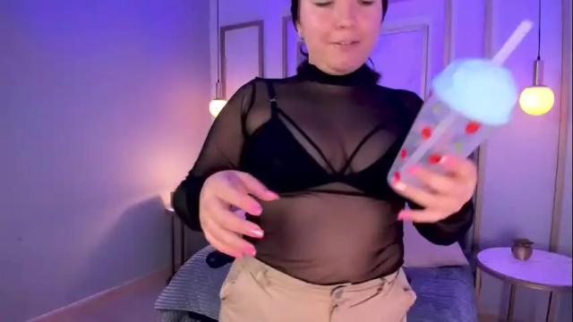 Image 2 of annia_paris Stream on Chaturbate on 12 days ago