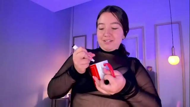 Image 3 of annia_paris Stream on Chaturbate on 12 days ago