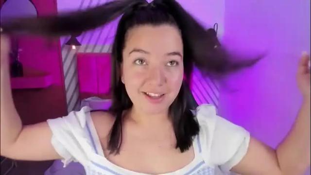 Image 3 of annia_paris Stream on Chaturbate on 2 months ago