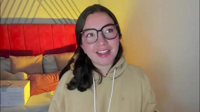 Image 10 of annia_paris Stream on Chaturbate on 2 months ago