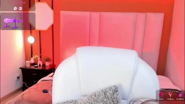 Image 11 of annia_paris Stream on Chaturbate on 1 month ago