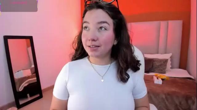 Image 6 of annia_paris Stream on Chaturbate on 1 month ago