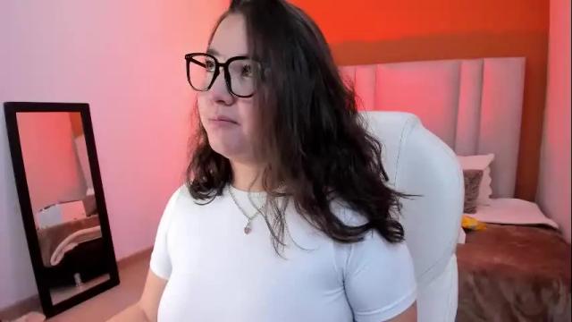Image 8 of annia_paris Stream on Chaturbate on 1 month ago