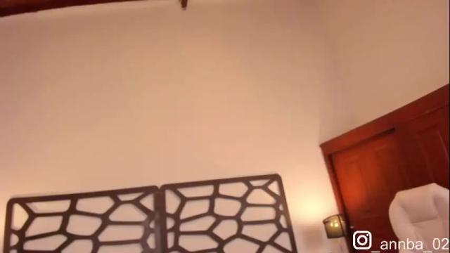 Image 2 of annie_barozzi Stream on Chaturbate on 9 hours ago