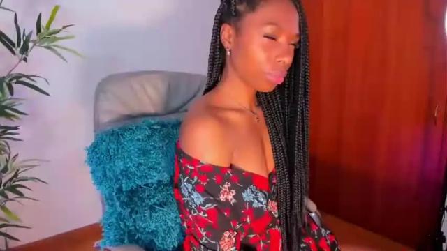Image 6 of annie_bo Stream on Chaturbate on 16 months ago