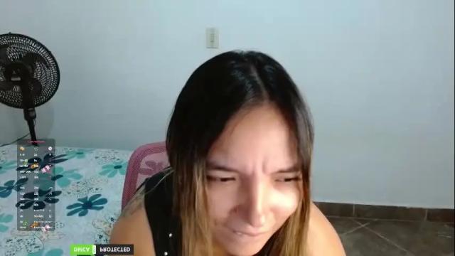 Image 2 of annie_che77y Stream on Chaturbate on 3 months ago